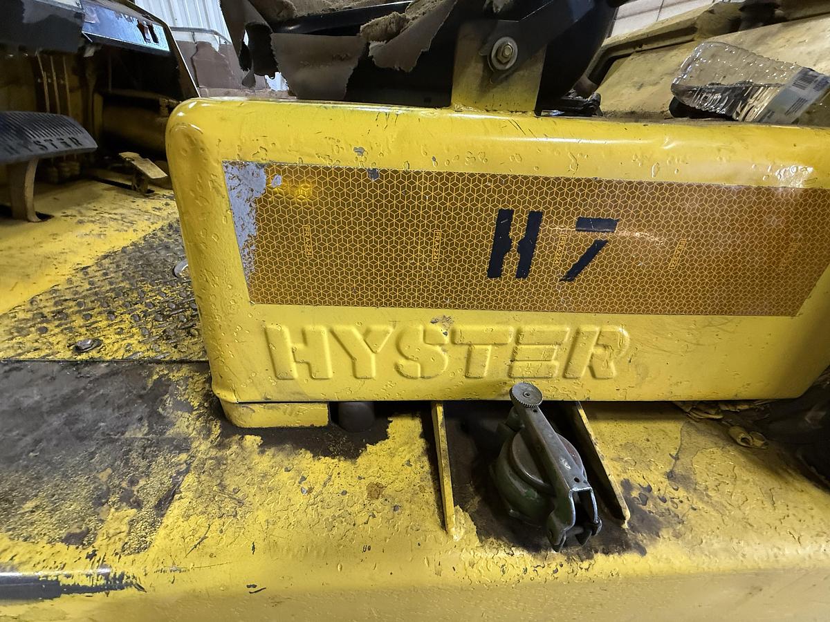 Used Hyster H80XL FORKLIFT