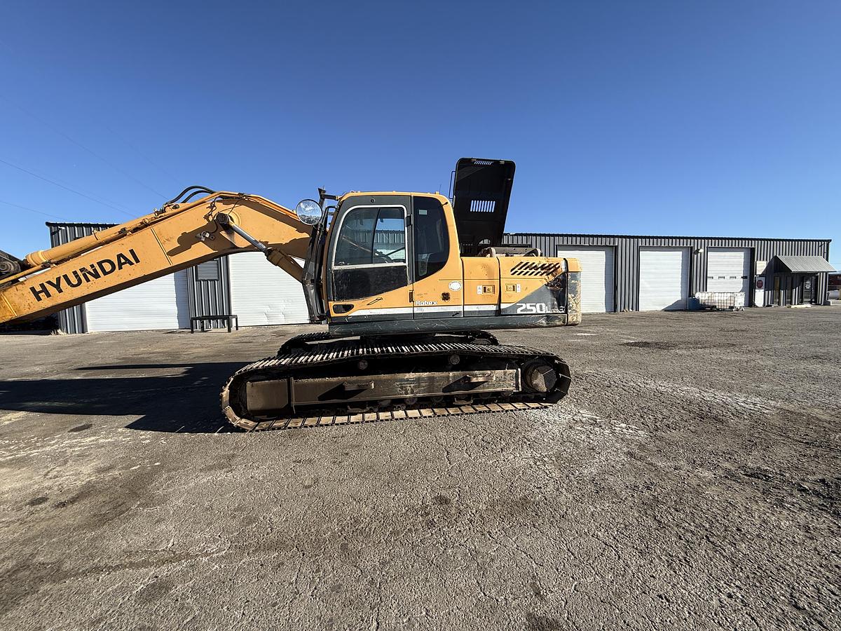Used 2011 HYUNDAI ROBEX 250 LC9 EXCAVATOR