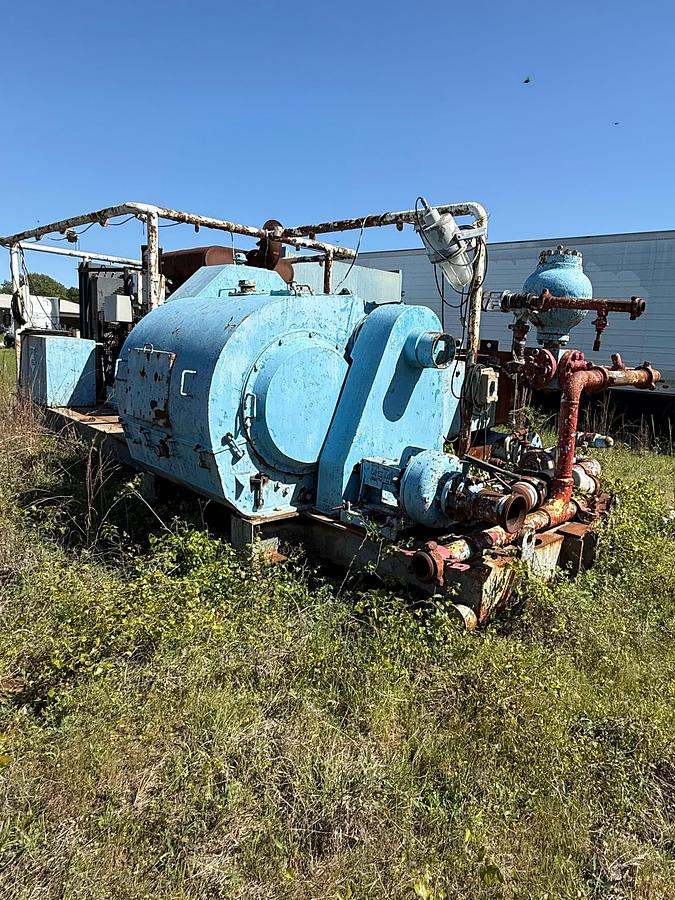 Used HHF F1000 MUD PUMP WITH Detroit MTU