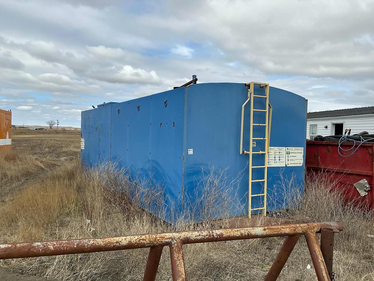 Used Koomey Parts House, Accumulator