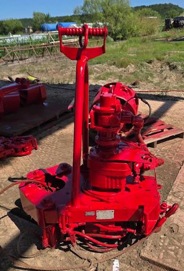 Used Oil Works Pipe Spinner 35C7