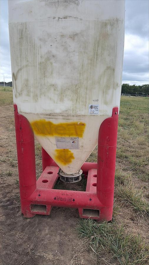 Used Snyder Flow Master Hopper