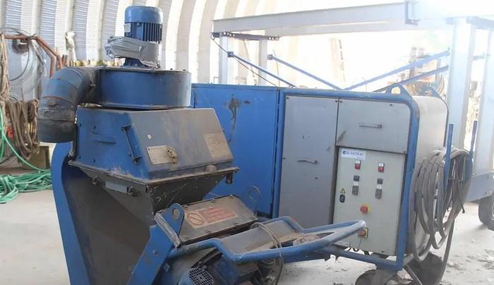 Used 2005 Blastrac 500 Dust Collector