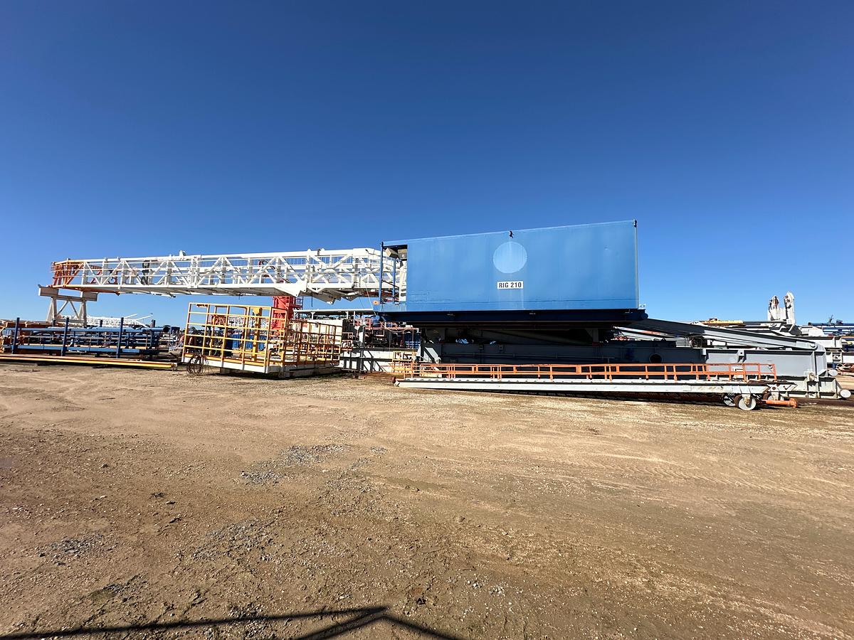 Used NOV IDEAL RIG 1500 HP WALKING DRILL RIG