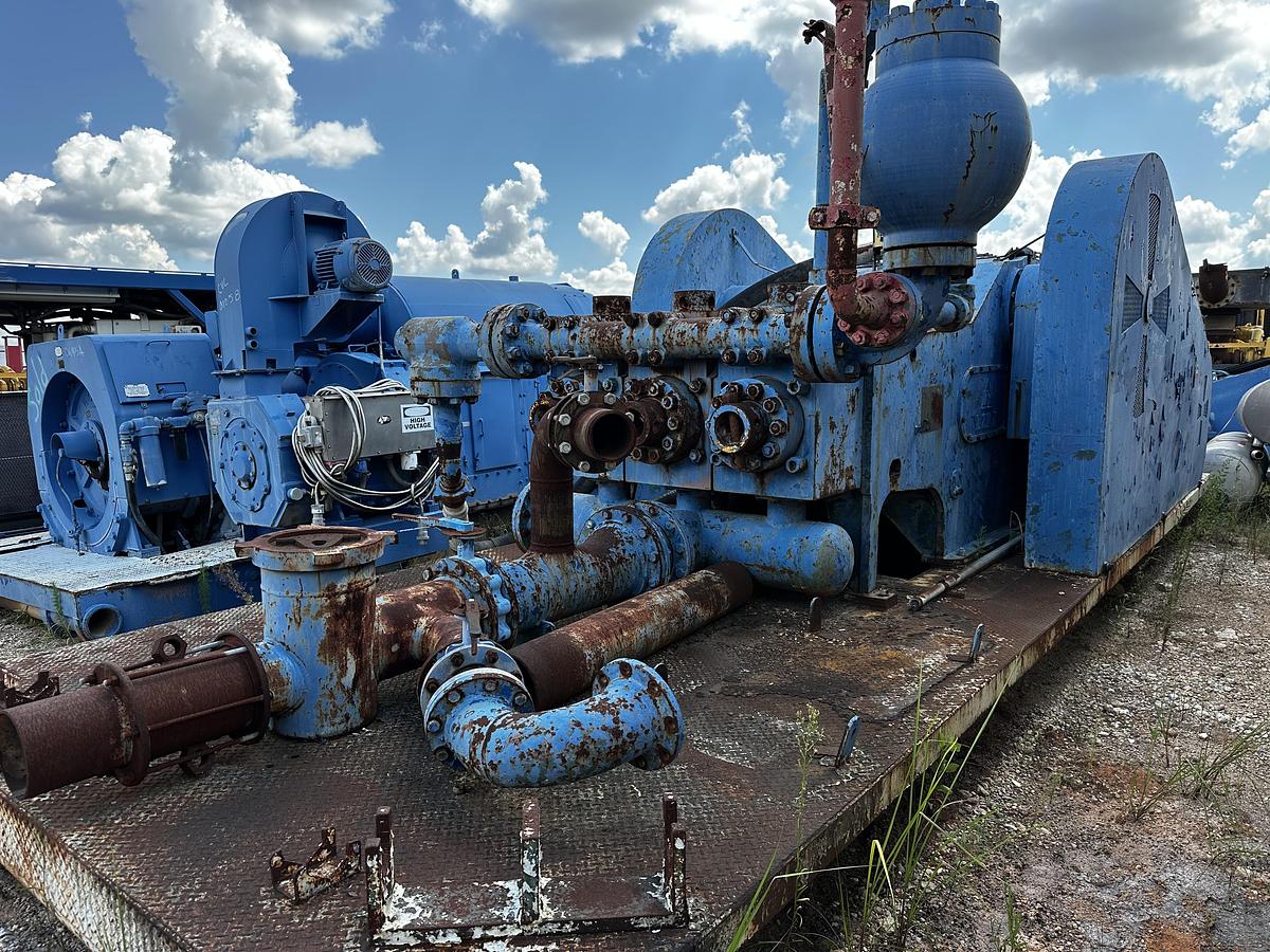 Used BOMCO/ Emsco Copy/ HT F 1600 MUD PUMP