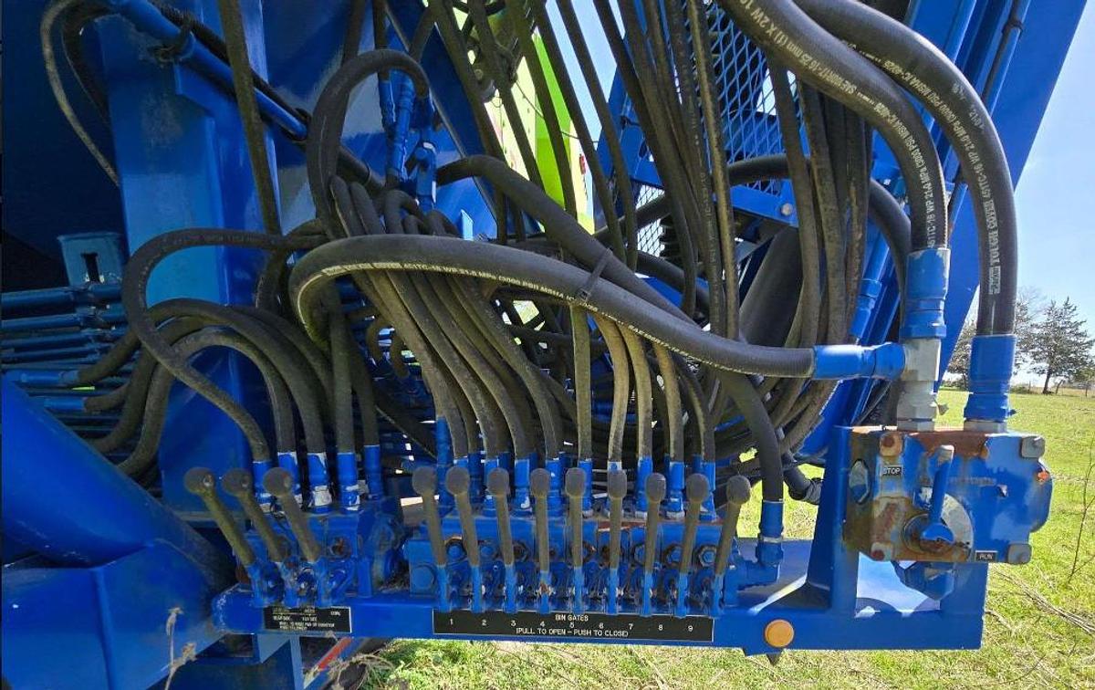 Used 2012 APPCO FS-40 T/A SAND HOG