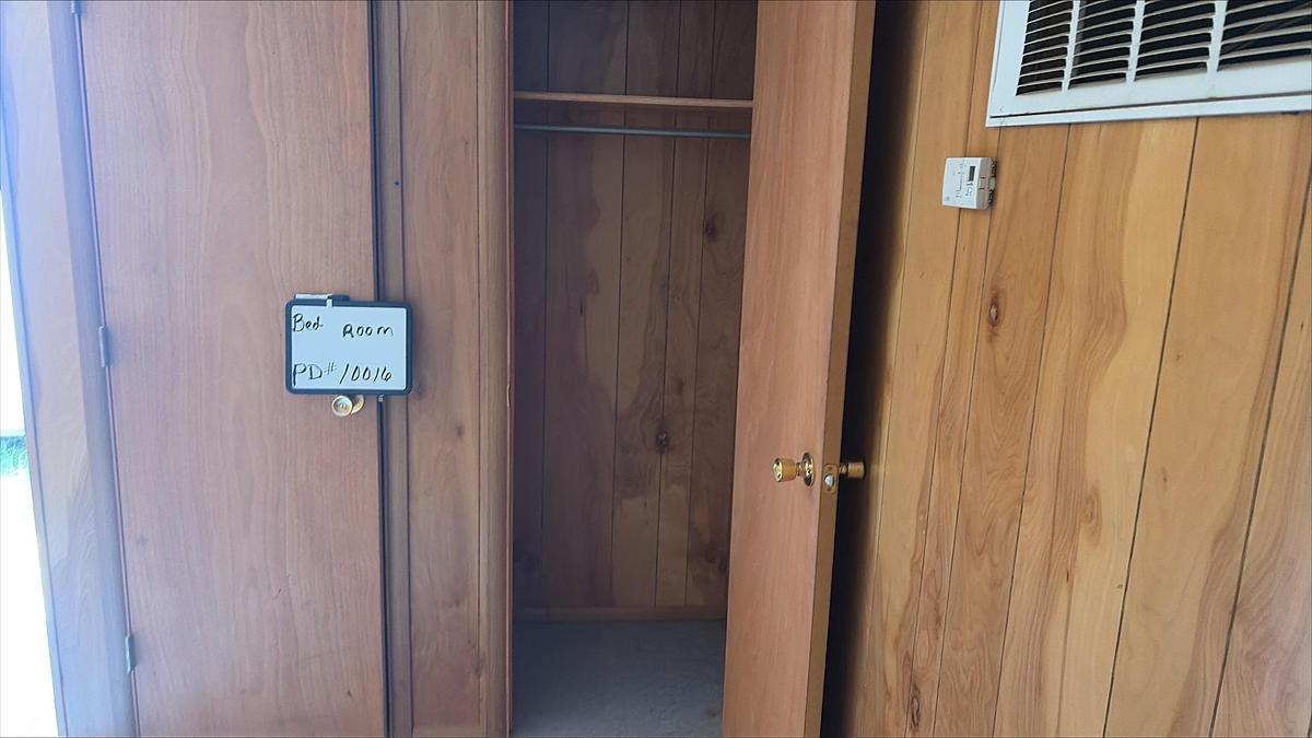 Used Crew House, Man Camp