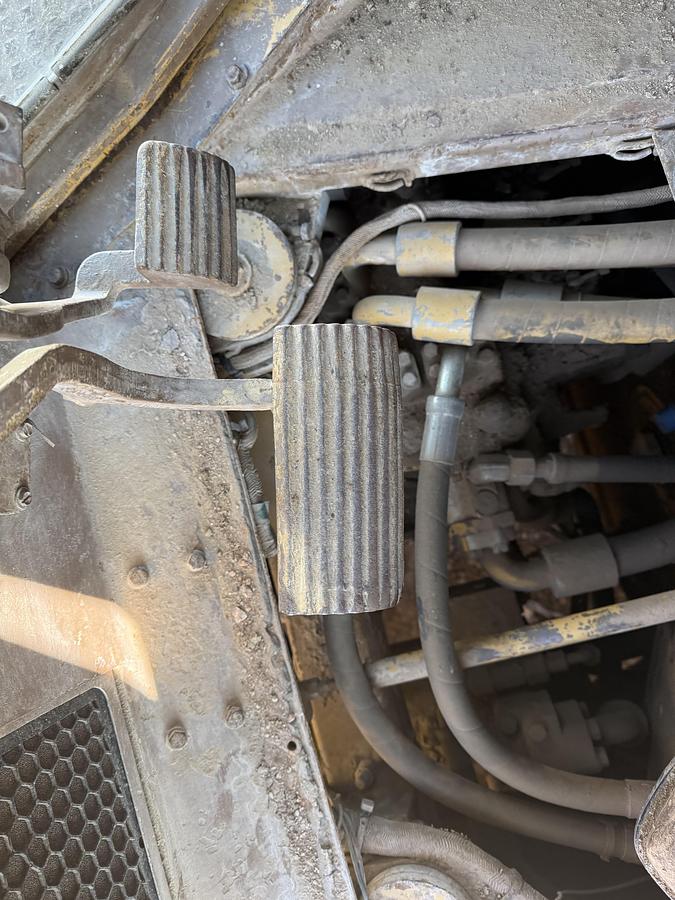 Used Caterpillar D9R Bulldozer 