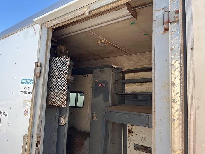 Used 2010 CARGO CRAFT 21 ft T/A Doghouse Trailer