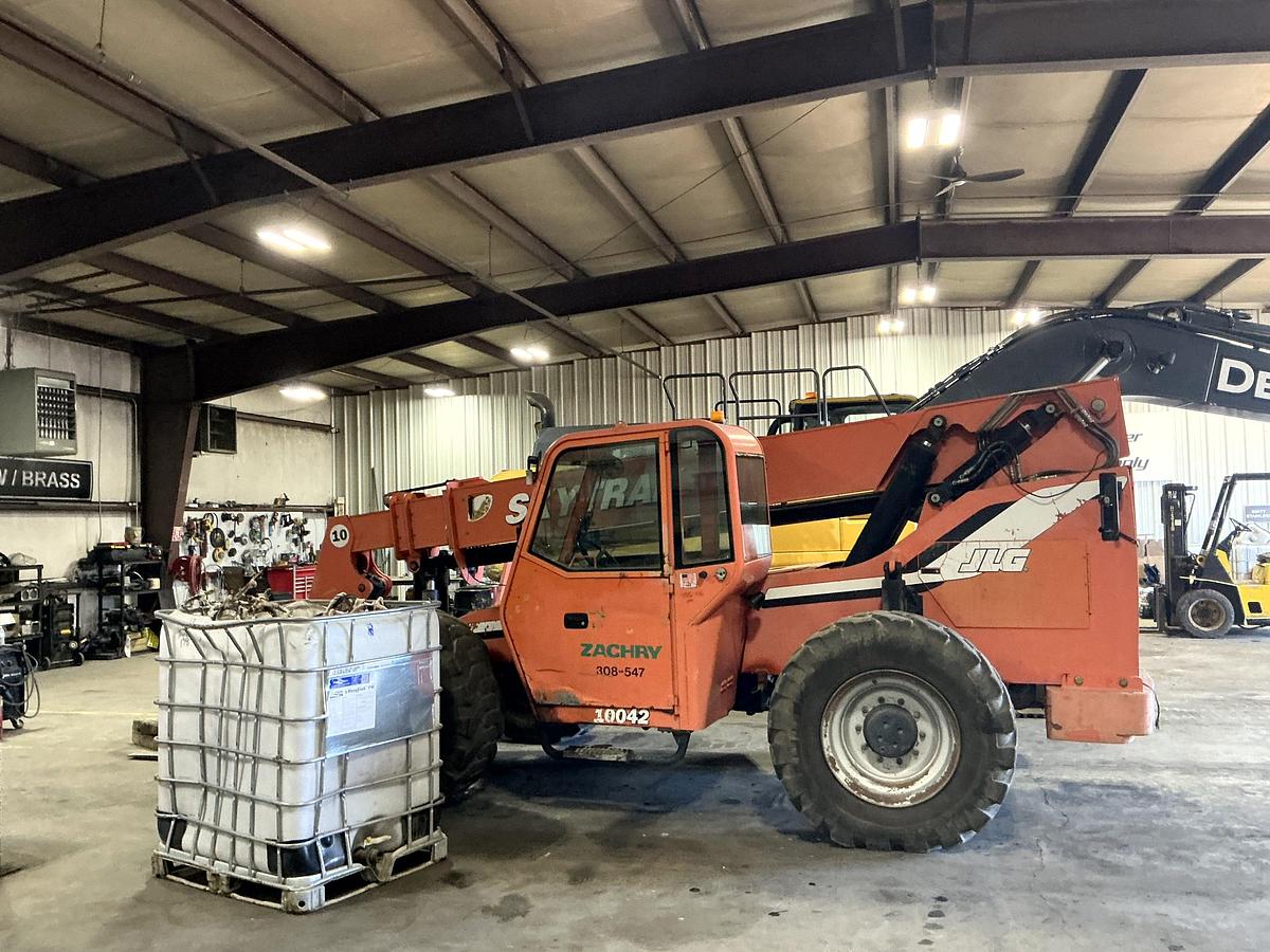 Used SKYTRAK 10042 JLG Reach Lift 