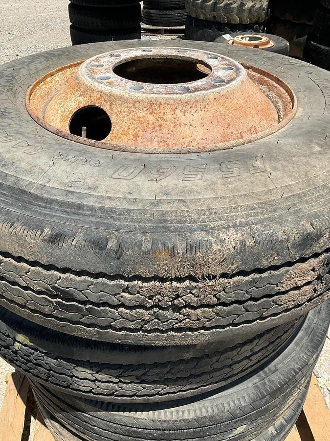Used Firestone F5562 