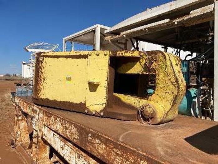 Used Parco 1,000,000 LB Mast, Sub Partial Rig