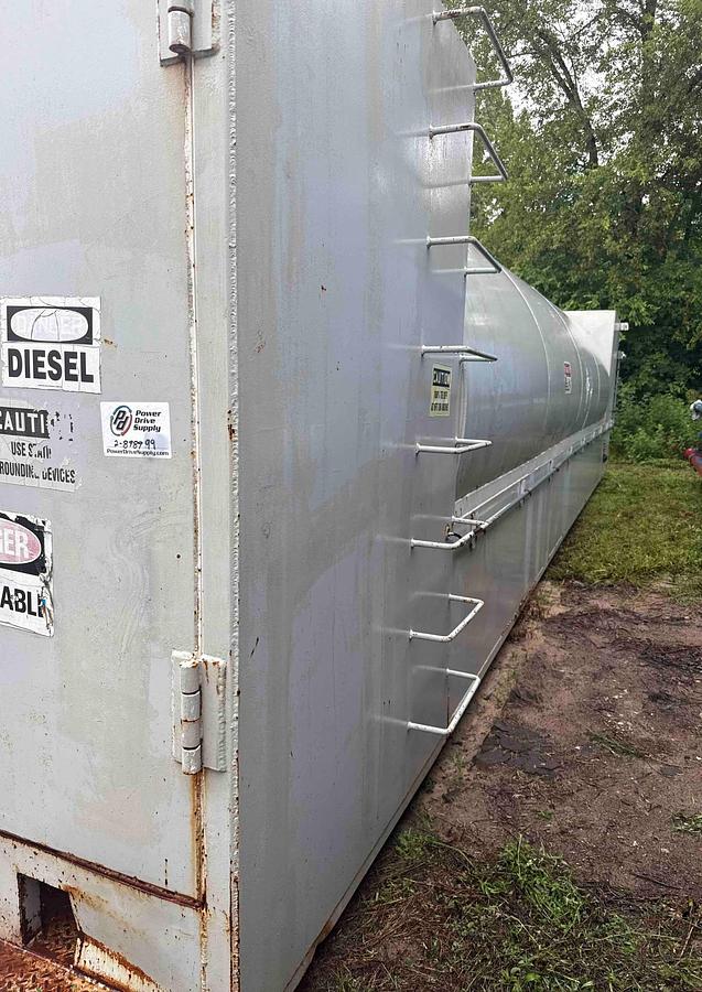 Used 12,000 Gallon Fuel Tank W/Pump Cabinet Each End