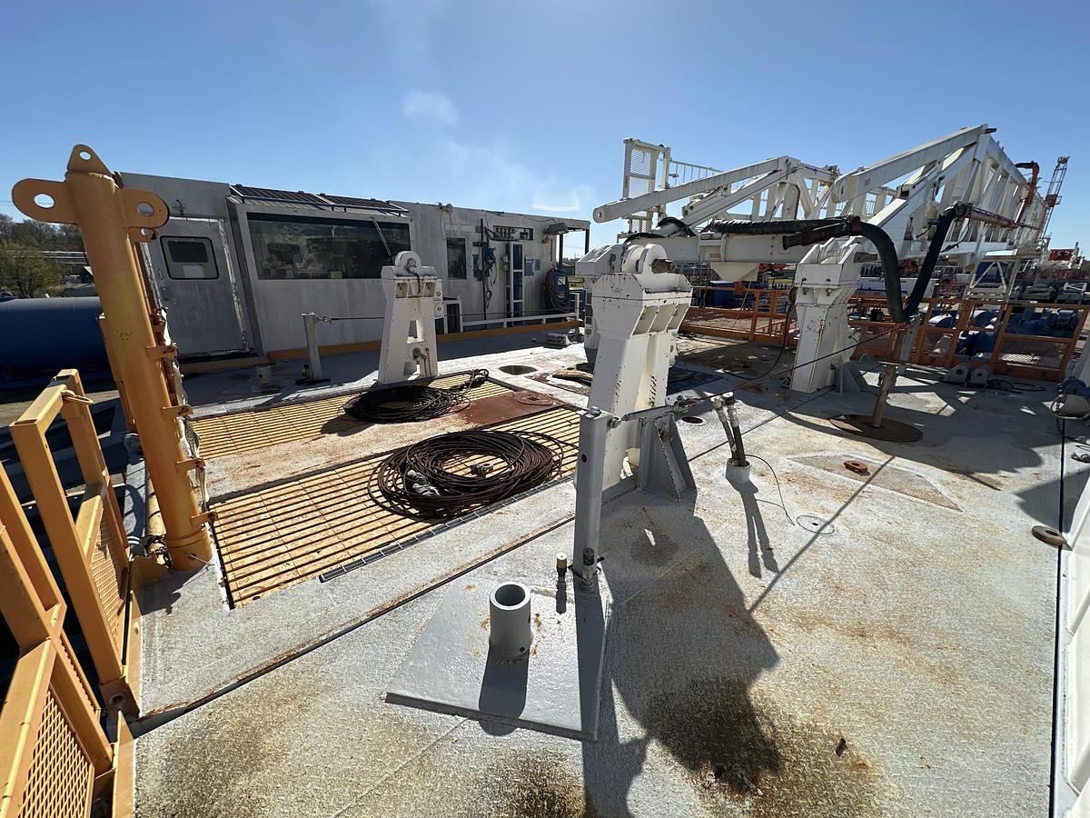 Used NOV IDEAL RIG 1500 HP WALKING DRILL RIG