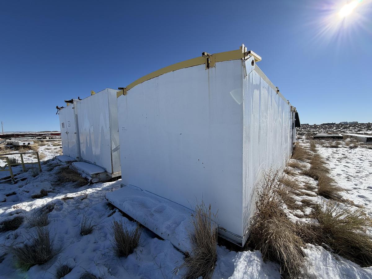 Used Dog House, Parts House, Rig #323 