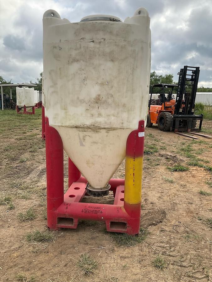 Used Snyder Flow Master Hopper