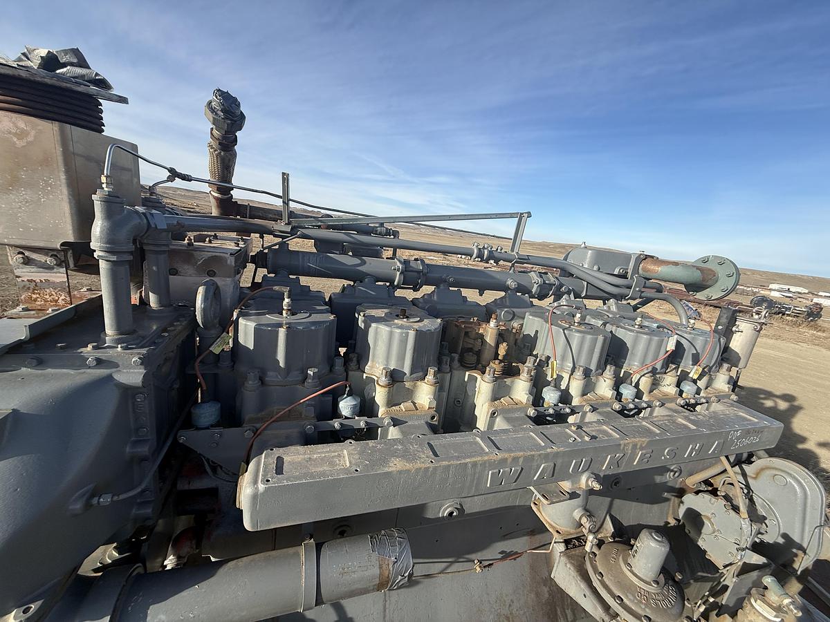 Used 2001 WAUKESHA F3524 GSI Diesel Engine