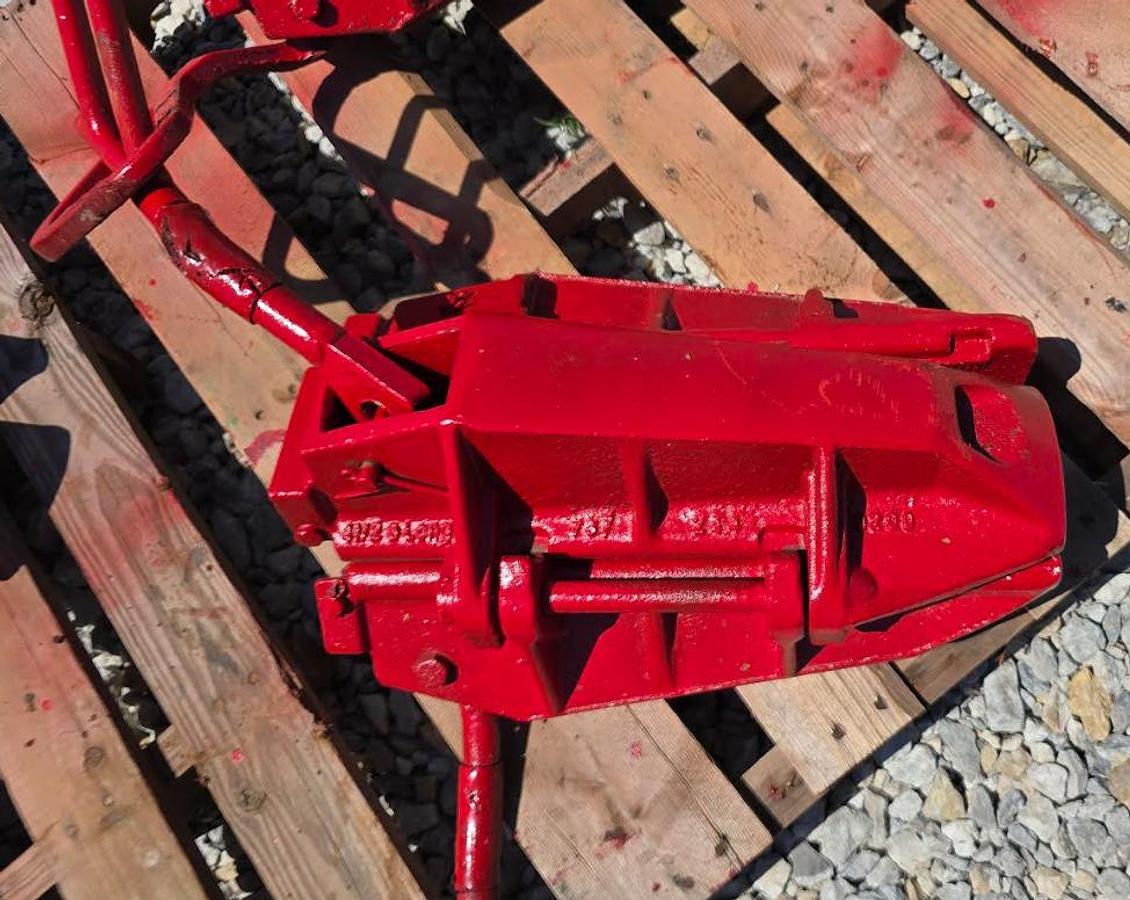 Used 4 1/2 Type B Long Woolley Rotary Slip