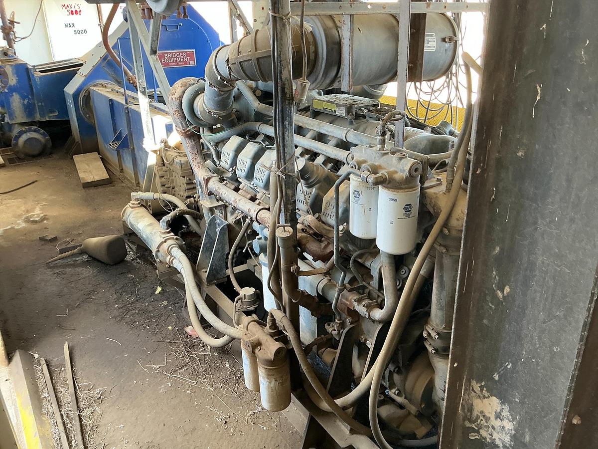 Used Mud Pump Skid Building, DDC Diesel Engine, RS-F1000 Pump