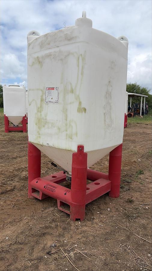 Used Snyder Flow Master Hopper 