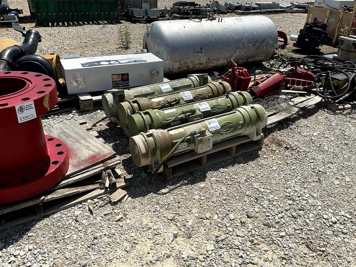 Used Derrick Electrical Industrial Vibrator