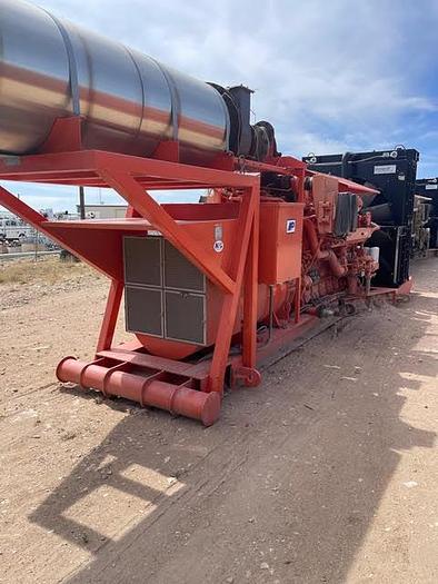 Used Waukesha 5794GSI - 974KW Generator