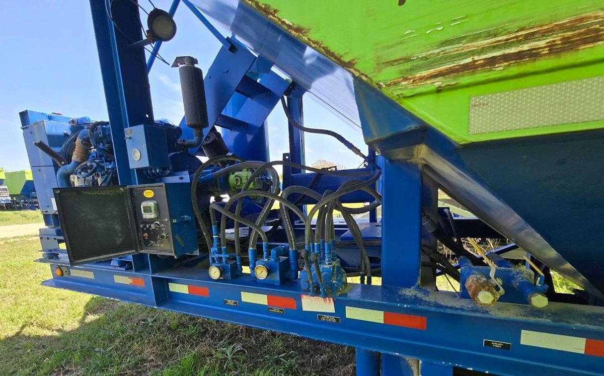 Used 2012 APPCO FS-40 T/A SAND HOG TRAILER