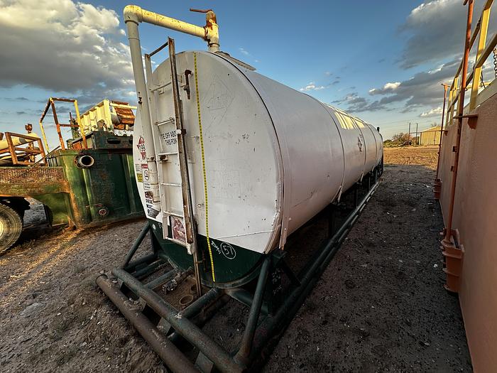 Used Skidded Fuel Tank 8000 Gallon Diesel Tank