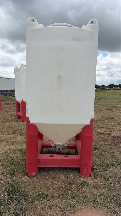 Used Snyder Flow Master Hopper
