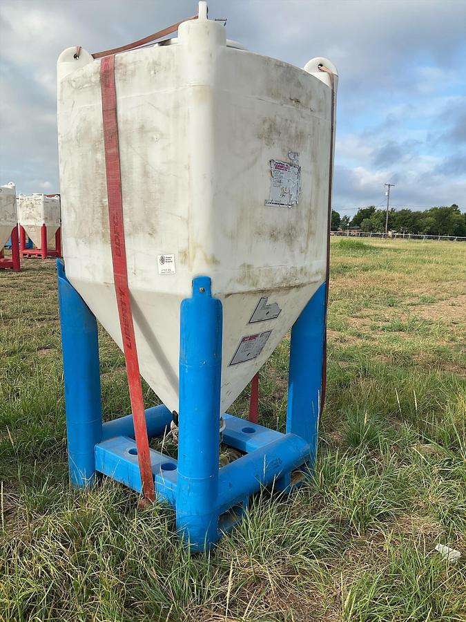 Used Snyder Flow Master Hopper