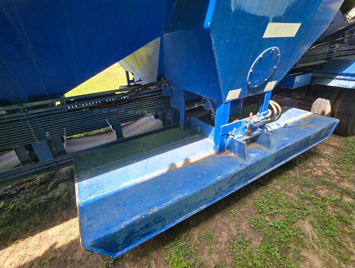 Used 2012 APPCO FS-40 T/A SAND HOG TRAILER