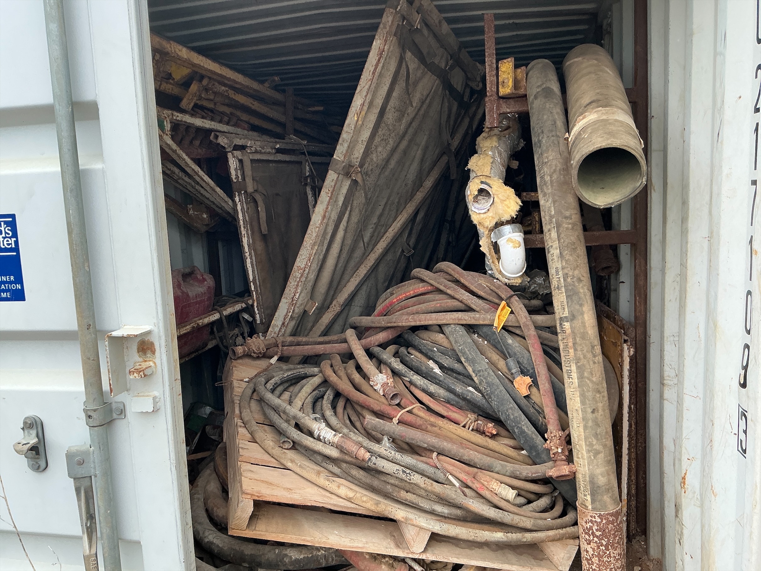 Used 2007 Connex Box w/Mixed Content