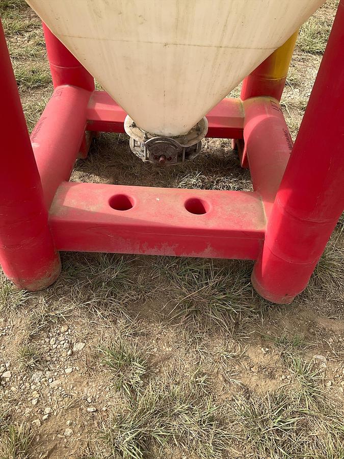 Used Snyder Flow Master Hopper