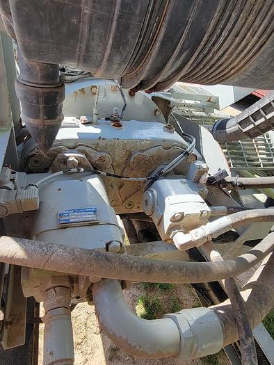 Used 2010 Appco  4,000 Cubic FT Moble Sand Storage Trailer