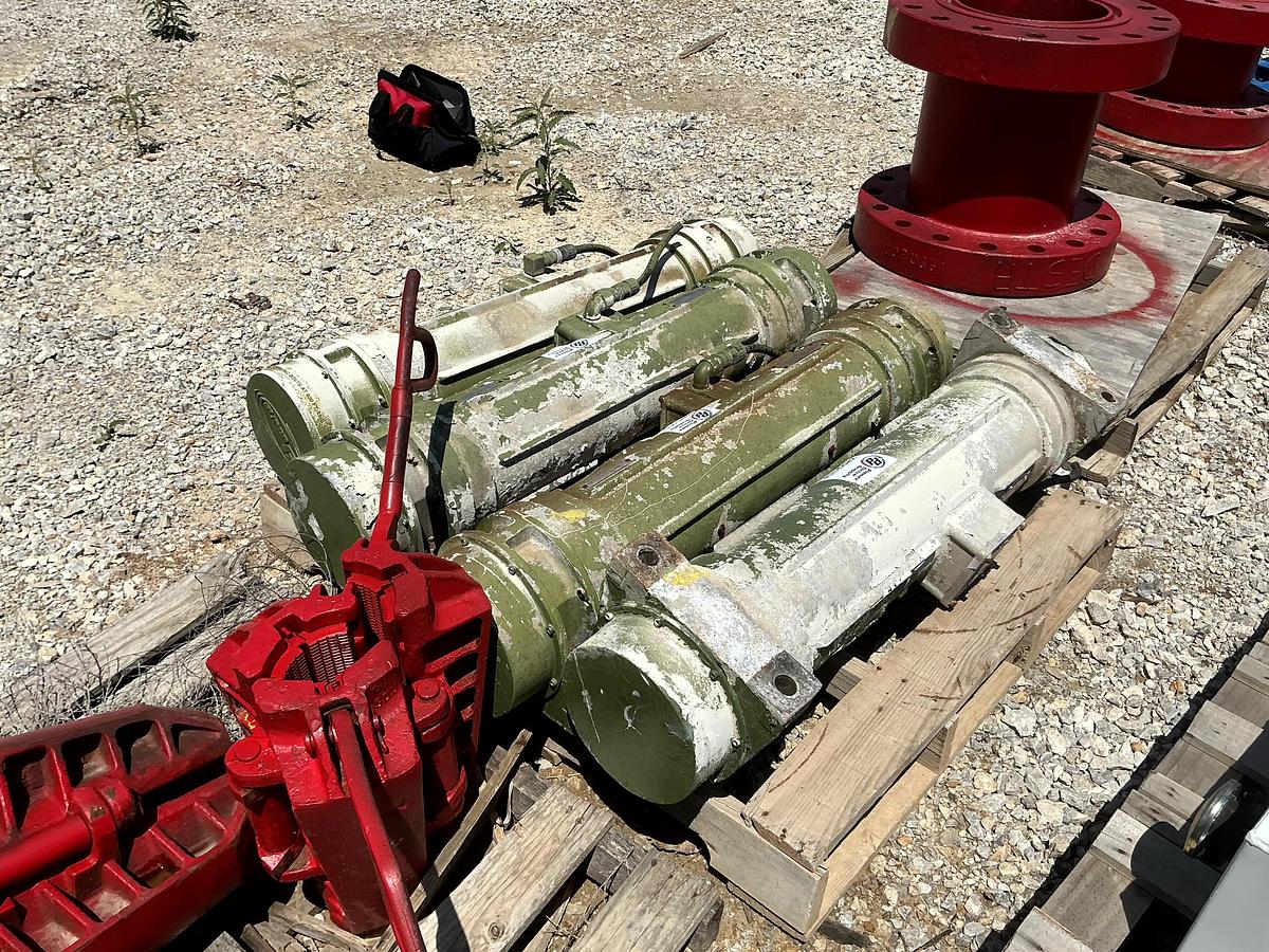 Used Derrick Electrical Industrial Vibrator