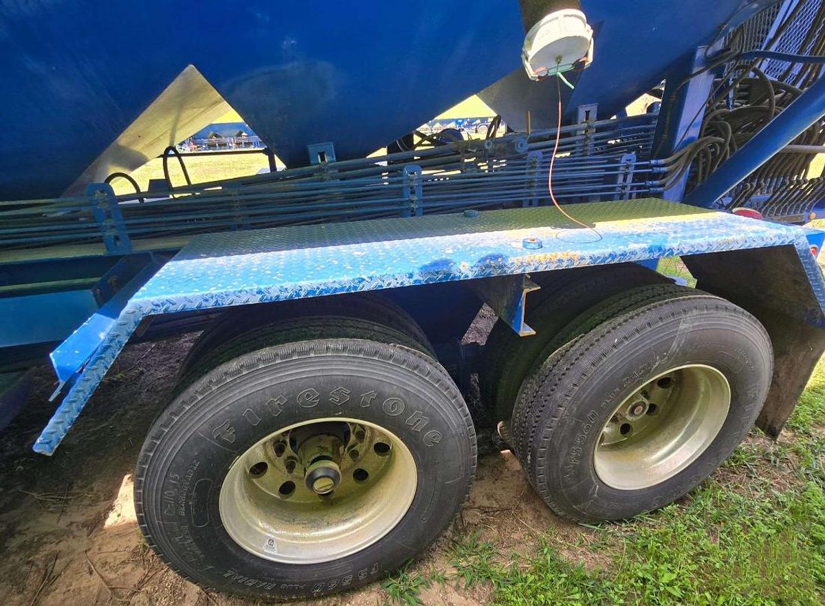 Used 2012 APPCO FS-40 T/A SAND HOG TRAILER