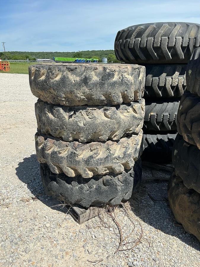 Used Solid AEL Solid Air Tires 