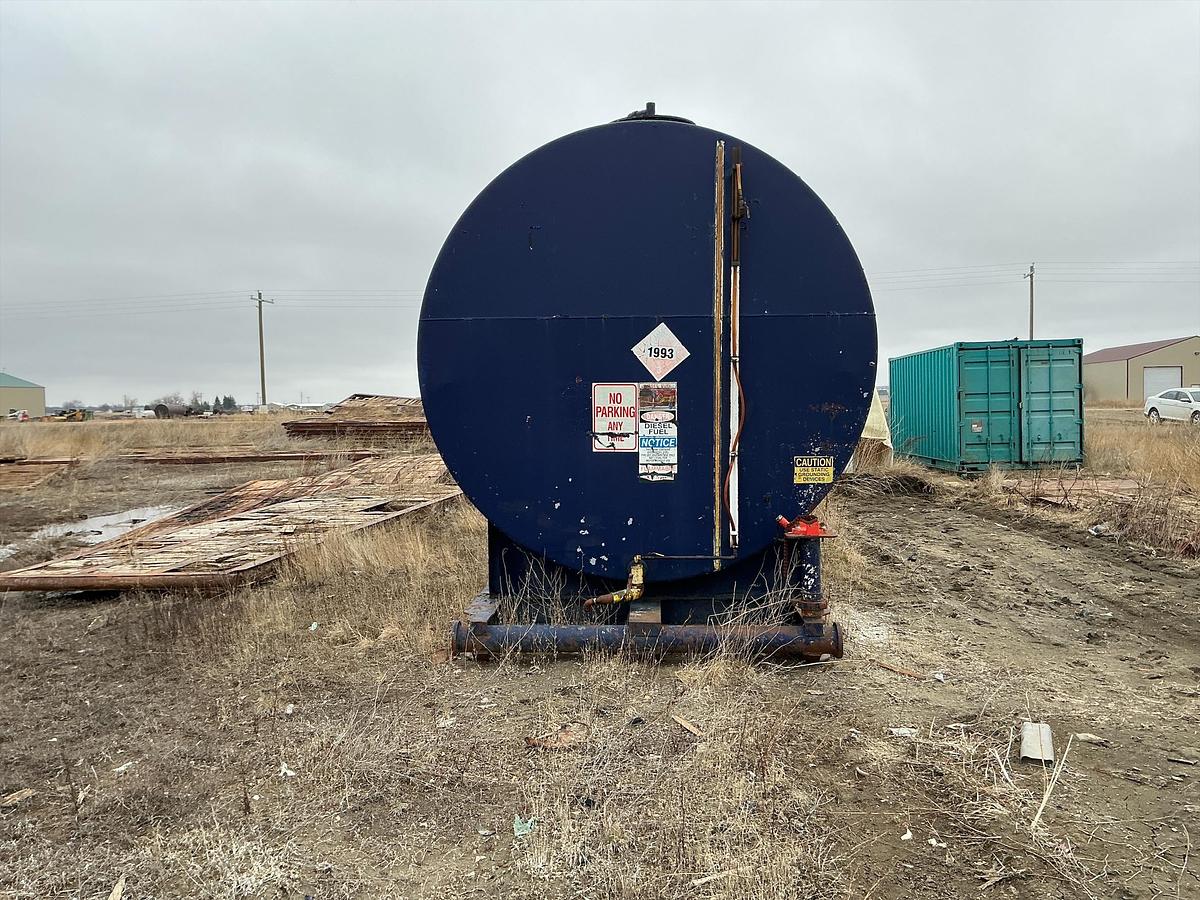 Used Welded Steel Fuel Tank w/Lubester