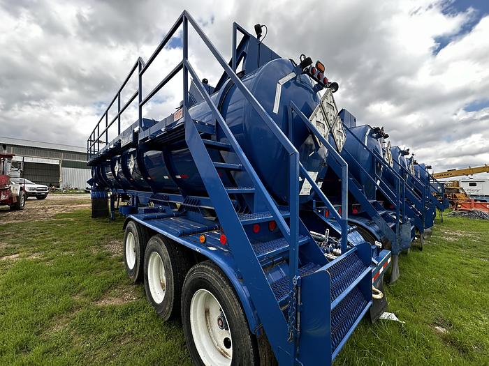 Used 2015 Worley Acid/ Gel Transport Trailer