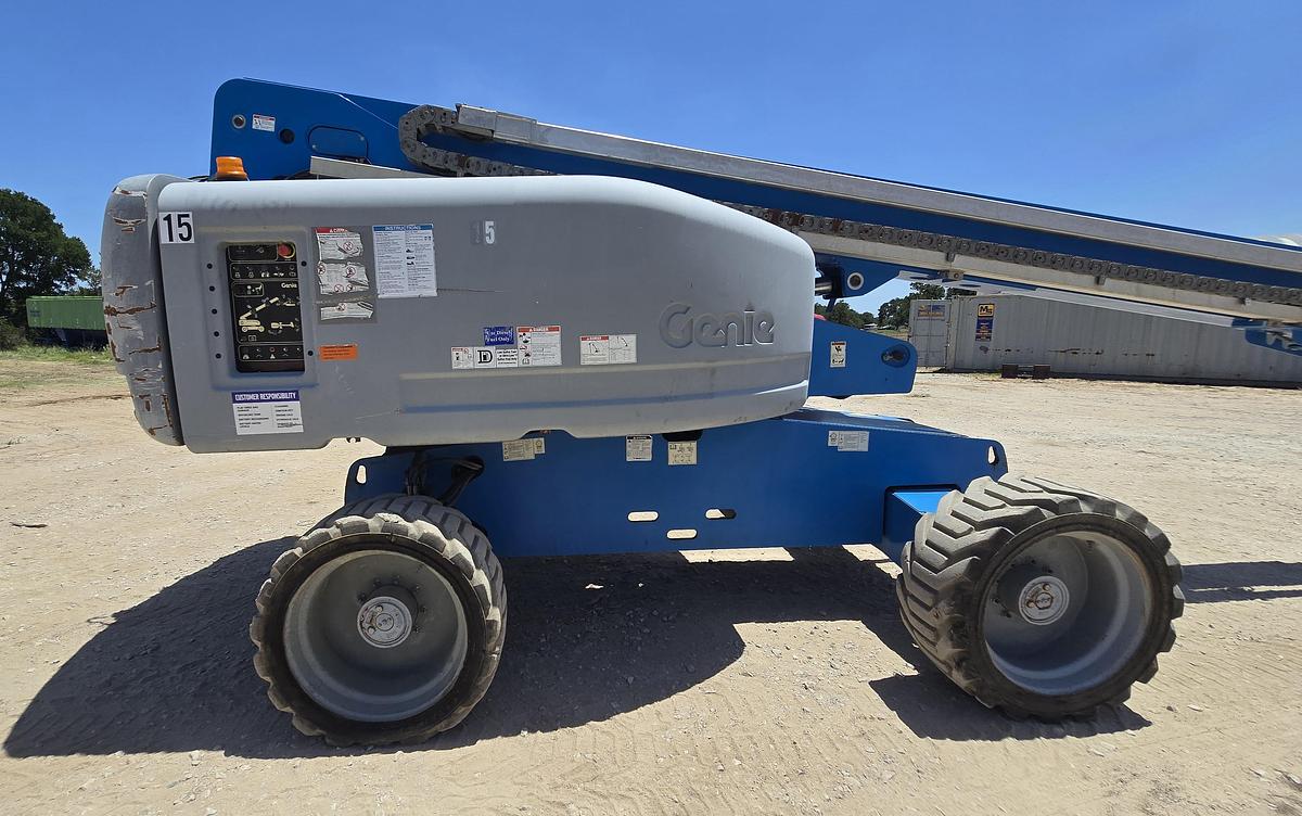 Used GENIE S-65 Manlift 
