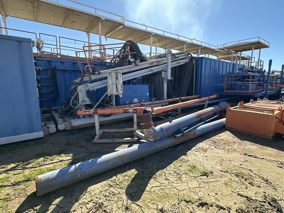 Used NOV IDEAL RIG 1500 HP WALKING DRILL RIG