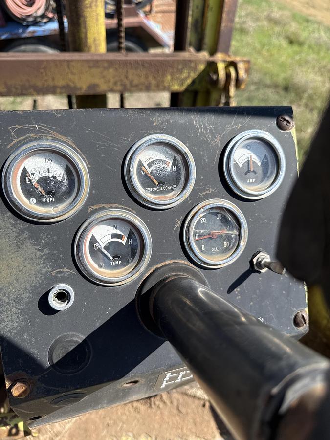 Used White  fork lift  263