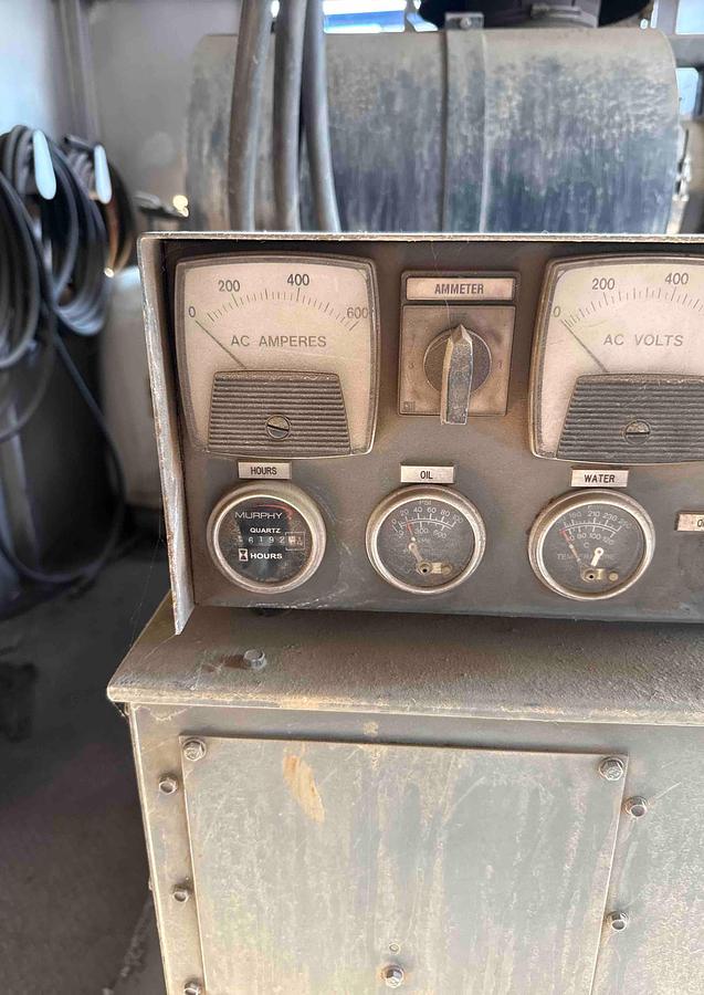 Used Tesco Top Drive House W/Detroit Diesel Series 60 500KW Diesel Generator Set