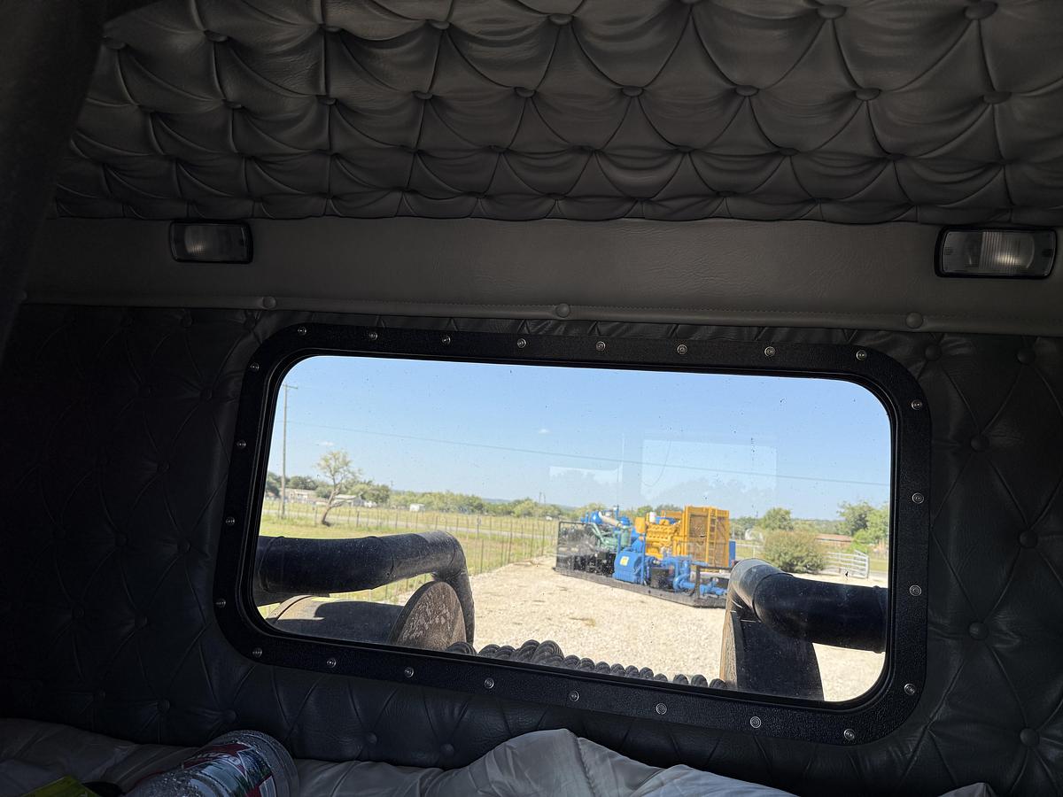 Used 2020 Western Star 4900SB Winch Truck w/Conventional Sleeper