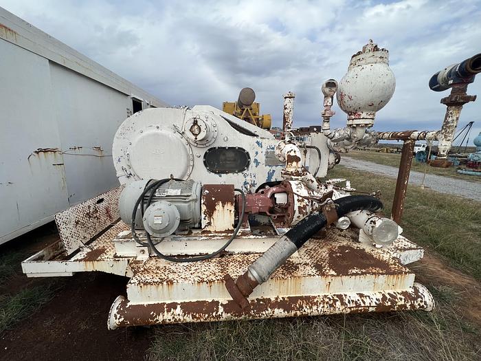 Used HHF  F1000 mud pump with Cat 3508