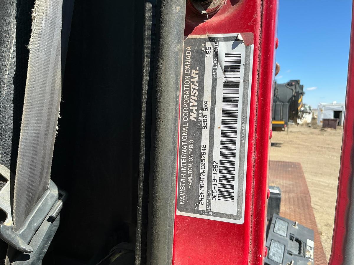 Used International Semi Winch Truck