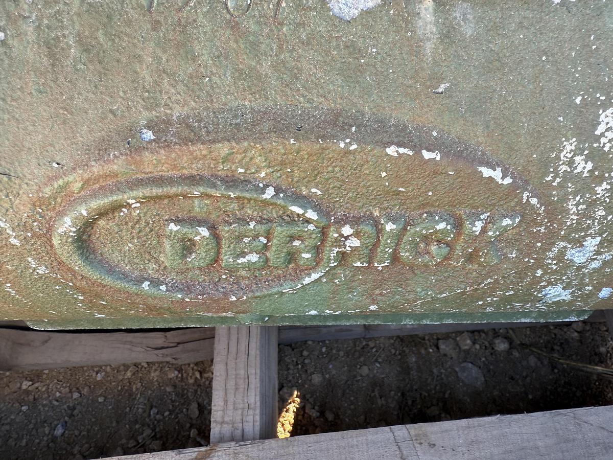 Used Derrick Vibrating Motors