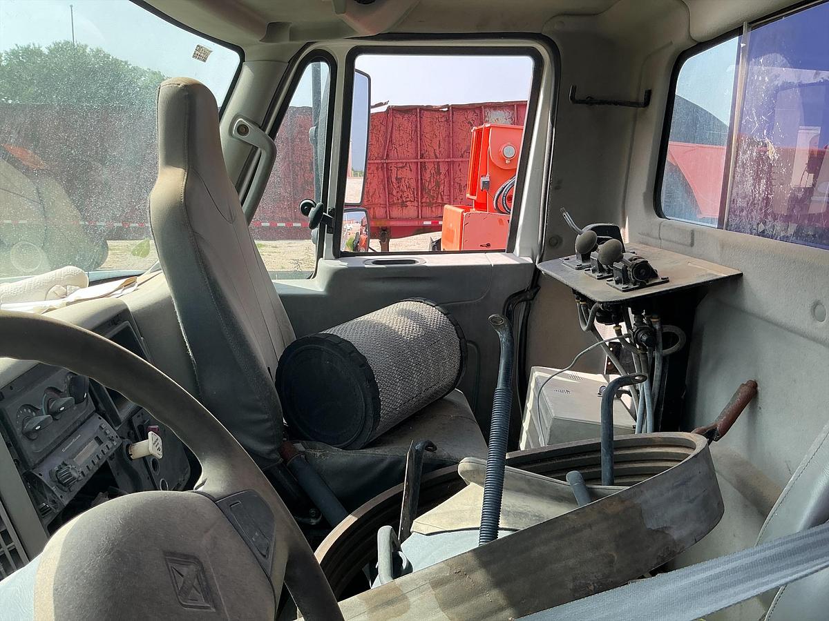 Used 2008 International 7300 SBA 4x2