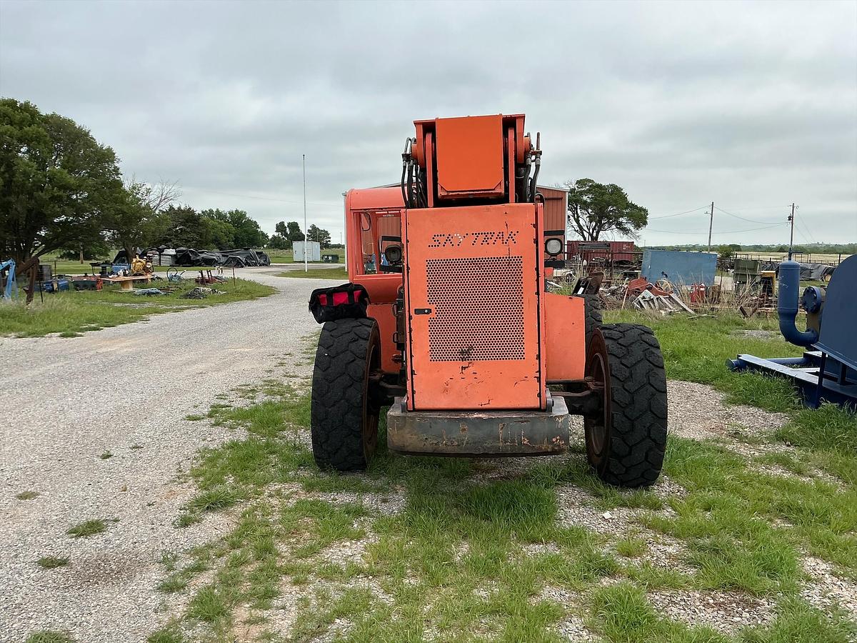 Used JLG Sky Trak 10042 Telehandler 