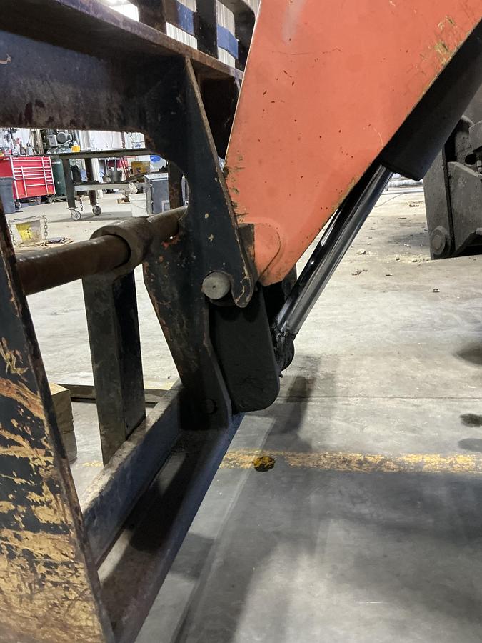 Used 2006 SKYTRAK 10042 Forklift